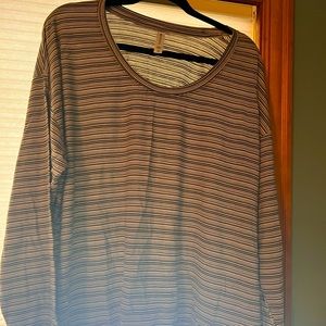 Athleta athleisure style, long sleeve top XXL